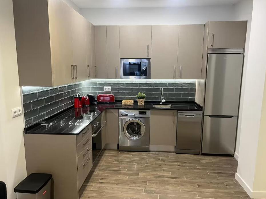 A Menos De 20 Min De Sitios Clave Appartement